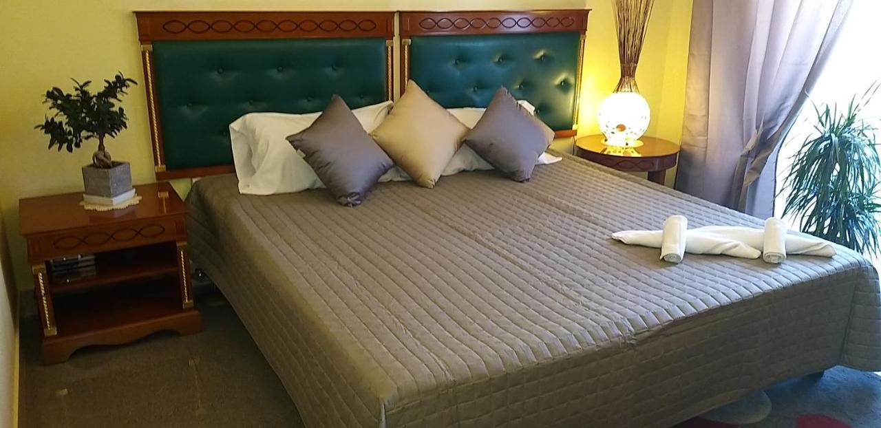 Hotel La Conca วิลลาซานโจวานนี ภายนอก รูปภาพ
