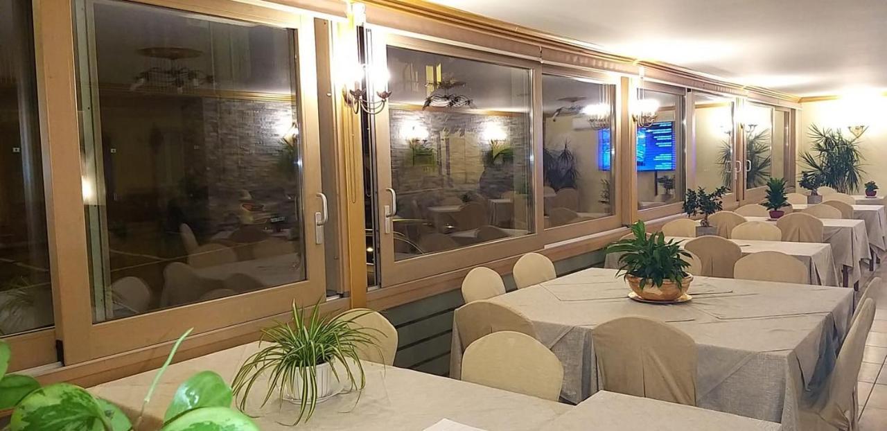 Hotel La Conca วิลลาซานโจวานนี ภายนอก รูปภาพ