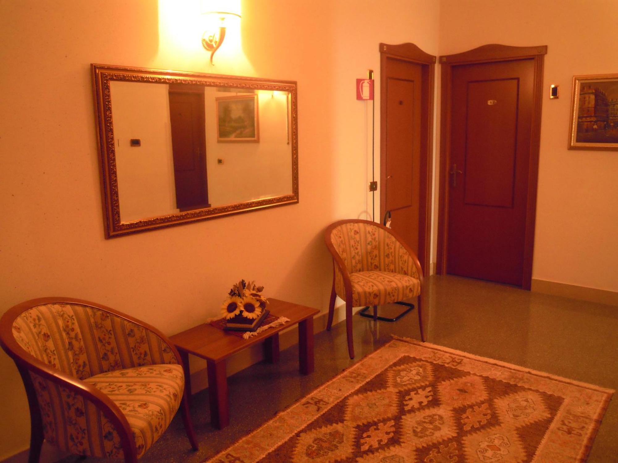 Hotel La Conca วิลลาซานโจวานนี ภายนอก รูปภาพ